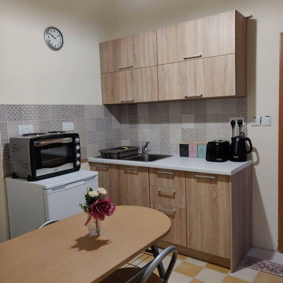 Rons Town House Apartment Tarxien Exterior photo